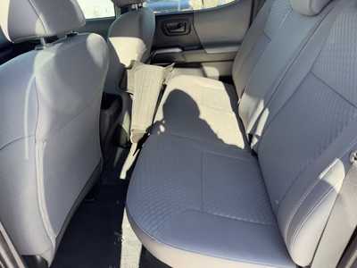 2022 Toyota Tacoma, $35299. Photo 5
