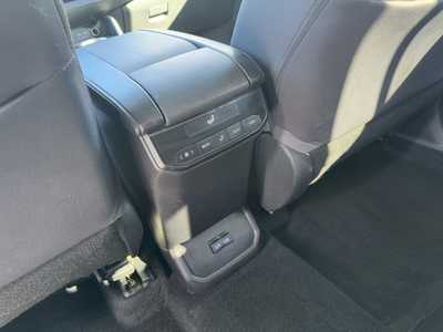 2022 Toyota Highlander, $33699. Photo 7