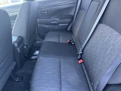 2020 Mitsubishi Outlander, $16599. Photo 5