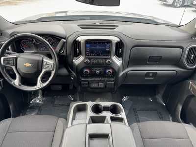 2021 Chevrolet 1500 Crew Cab, $26599. Photo 7