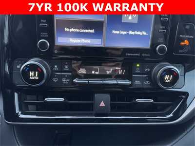 2022 Toyota Highlander, $35998. Photo 11