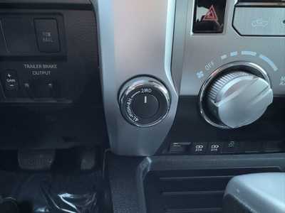 2021 Toyota Tundra Crew Cab, $42998. Photo 9