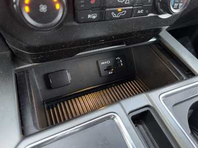 2015 Ford F150 Crew Cab, $15790. Photo 10