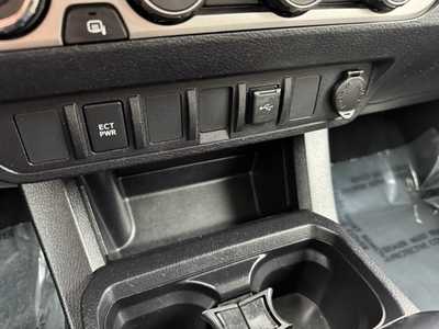2022 Toyota Tacoma, $35499. Photo 10