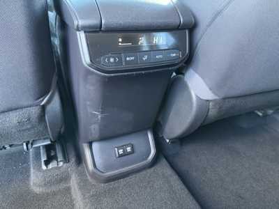 2020 Toyota Highlander, $27397. Photo 7