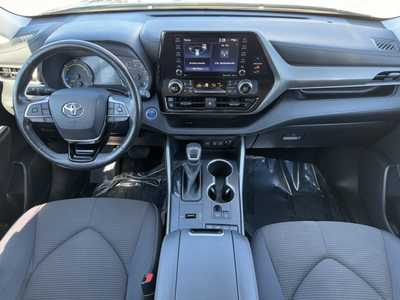 2020 Toyota Highlander, $27397. Photo 9