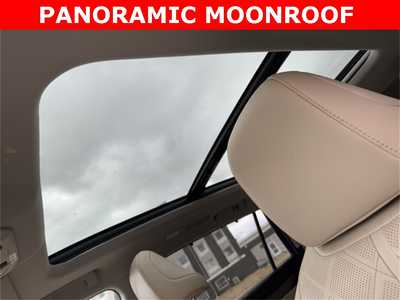 2021 Toyota Highlander, $32497. Photo 6