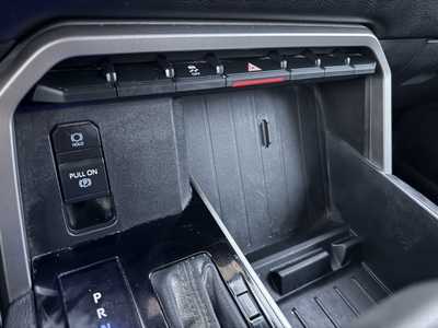2022 Toyota Tundra Crew Cab, $42998. Photo 10