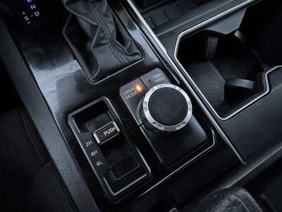 2022 Toyota Tundra Crew Cab, $42998. Photo 11