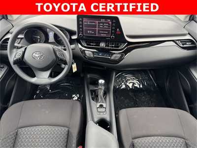 2021 Toyota C-HR, $20599. Photo 7