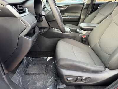 2023 Toyota RAV4, $30399. Photo 4