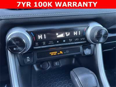 2022 Toyota RAV4, $29499. Photo 9