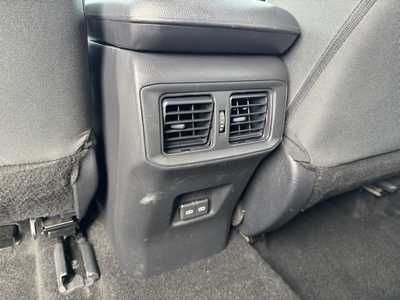 2023 Toyota RAV4, $30199. Photo 6