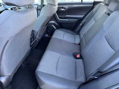2022 Toyota RAV4, $28799. Photo 5