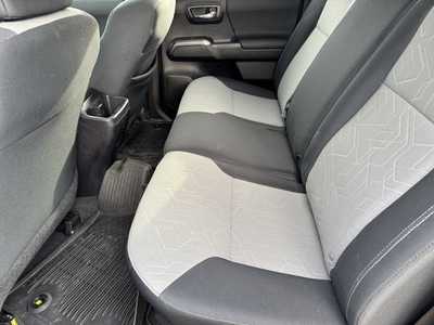 2022 Toyota Tacoma, $37999. Photo 5