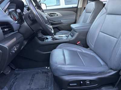 2020 Chevrolet Traverse, $16590. Photo 4