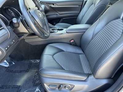 2022 Toyota Camry, $24799. Photo 4
