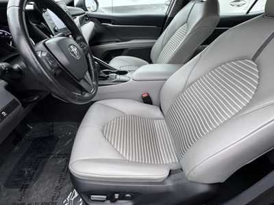 2022 Toyota Camry, $24998. Photo 4
