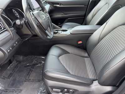 2022 Toyota Camry, $24299. Photo 4