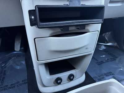 2016 Dodge Caravan, Grand, $8990. Photo 12