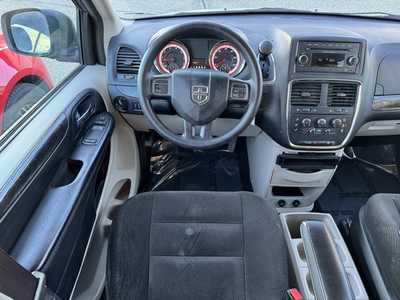 2016 Dodge Caravan, Grand, $8990. Photo 7