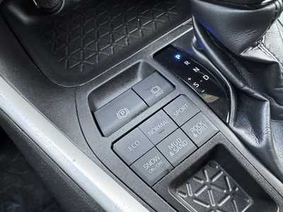 2023 Toyota RAV4, $28998. Photo 10