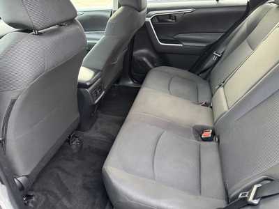 2023 Toyota RAV4, $28998. Photo 5