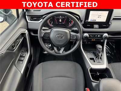 2023 Toyota RAV4, $28998. Photo 6