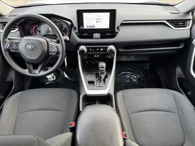 2023 Toyota RAV4, $28998. Photo 7