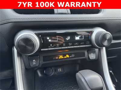 2023 Toyota RAV4, $28998. Photo 8