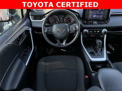 2021 Toyota RAV4, $28499. Photo 6