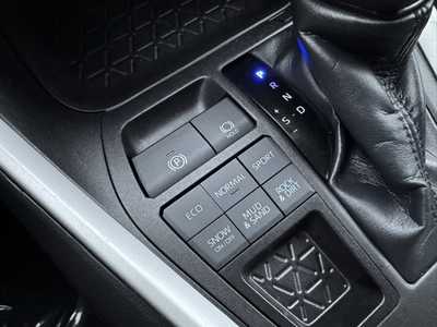 2023 Toyota RAV4, $30698. Photo 11