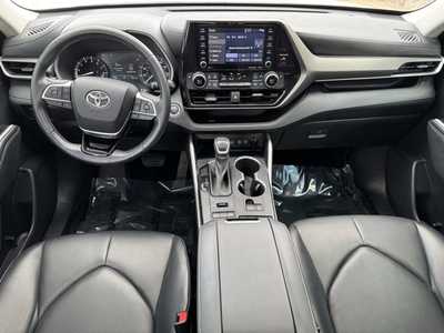 2021 Toyota Highlander, $36699. Photo 10