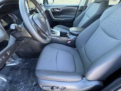 2023 Toyota RAV4, $30498. Photo 4
