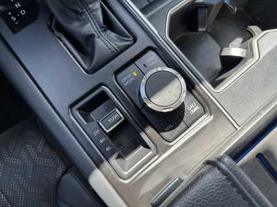 2022 Toyota Tundra Crew Cab, $45998. Photo 11