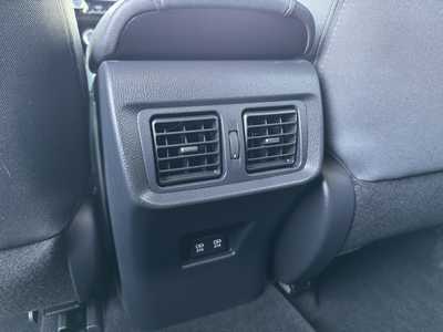 2022 Toyota Venza, $32499. Photo 6