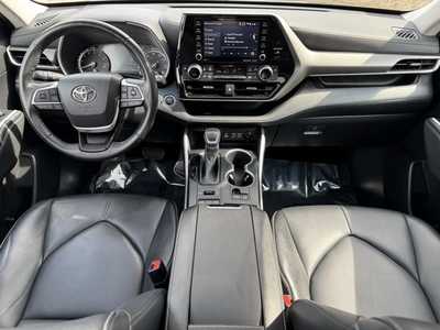 2022 Toyota Highlander, $40298. Photo 10