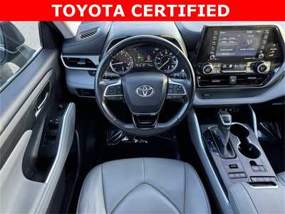 2021 Toyota Highlander, $36699. Photo 9