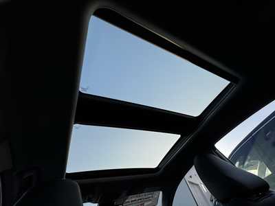 2022 Toyota Camry, $30199. Photo 8