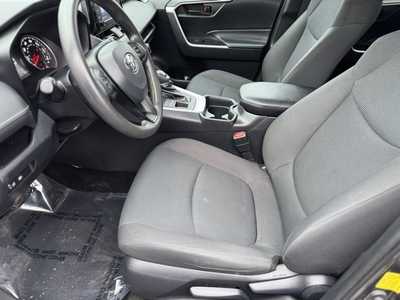 2021 Toyota RAV4, $26999. Photo 4