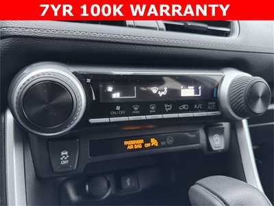 2021 Toyota RAV4, $26999. Photo 9