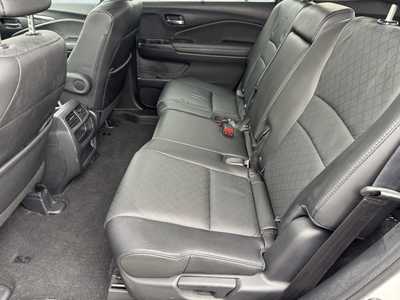 2021 Honda Passport, $29999. Photo 7