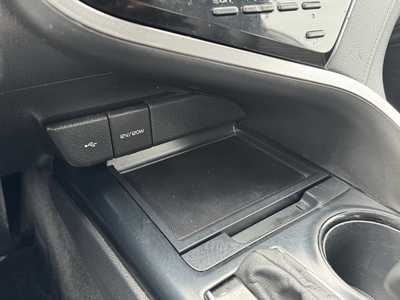 2020 Toyota Camry, $23498. Photo 9
