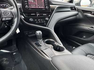2021 Toyota Camry, $22999. Photo 11