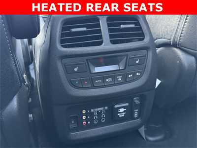 2017 Honda Pilot, $16190. Photo 8