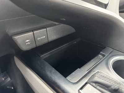2018 Toyota Camry, $17499. Photo 10