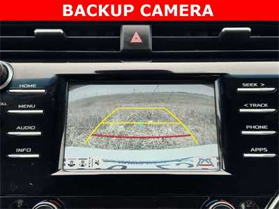 2018 Toyota Camry, $17499. Photo 3