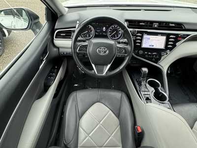2018 Toyota Camry, $17499. Photo 6