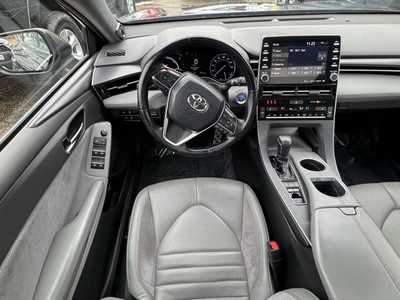 2019 Toyota Avalon, $17990. Photo 7