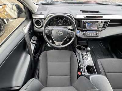 2017 Toyota RAV4, $23797. Photo 6